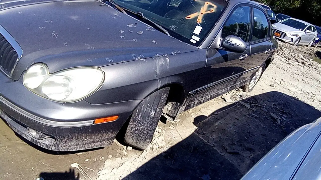Photo of 2004 Hyundai Sonata