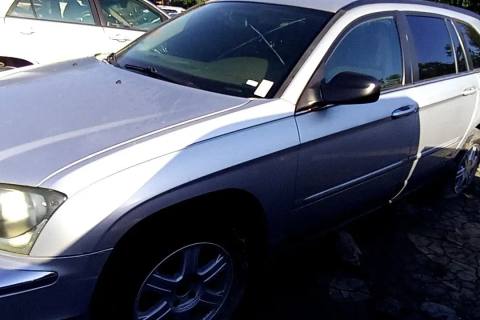 Photo of 2004 Chrysler Pacifica