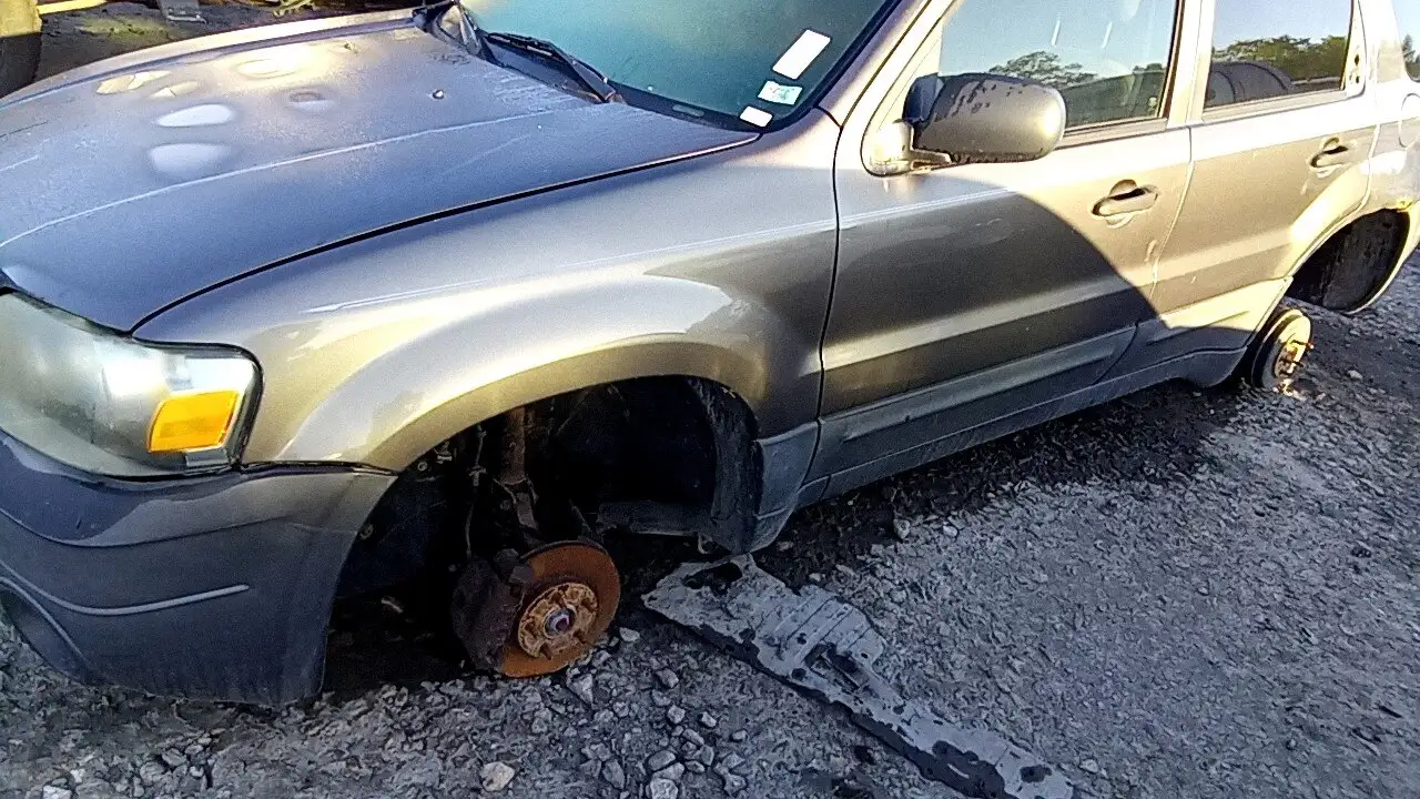Photo of 2006 Ford Escape
