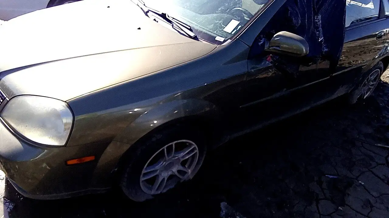Photo of 2004 Suzuki Forenza