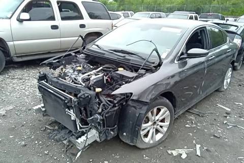 Photo of 2015 Chrysler 200