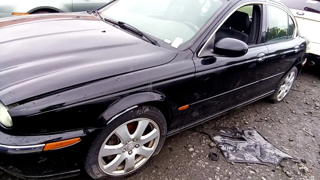 Photo of 2004 Jaguar X-Type