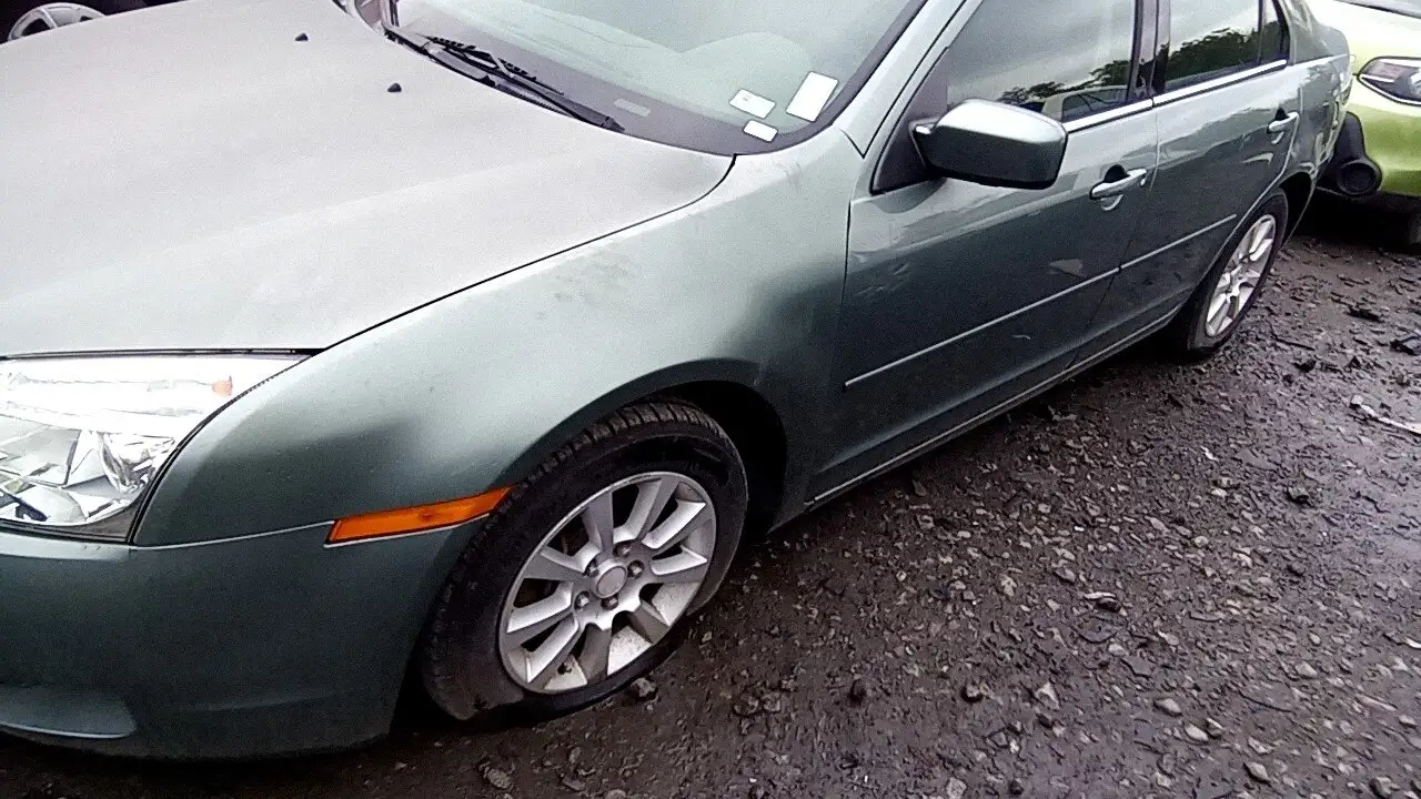Photo of 2006 Mercury Milan