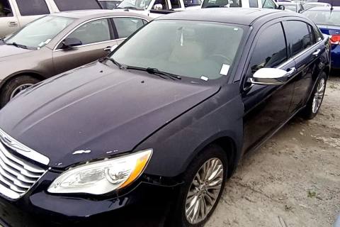 Photo of 2012 Chrysler 200