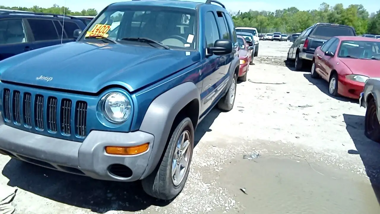 Photo of 2004 Jeep Liberty