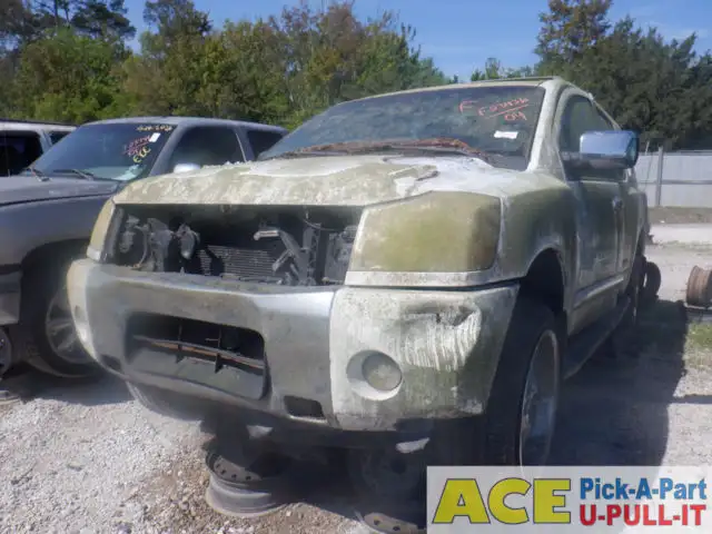 Photo of 2004 Nissan Armada