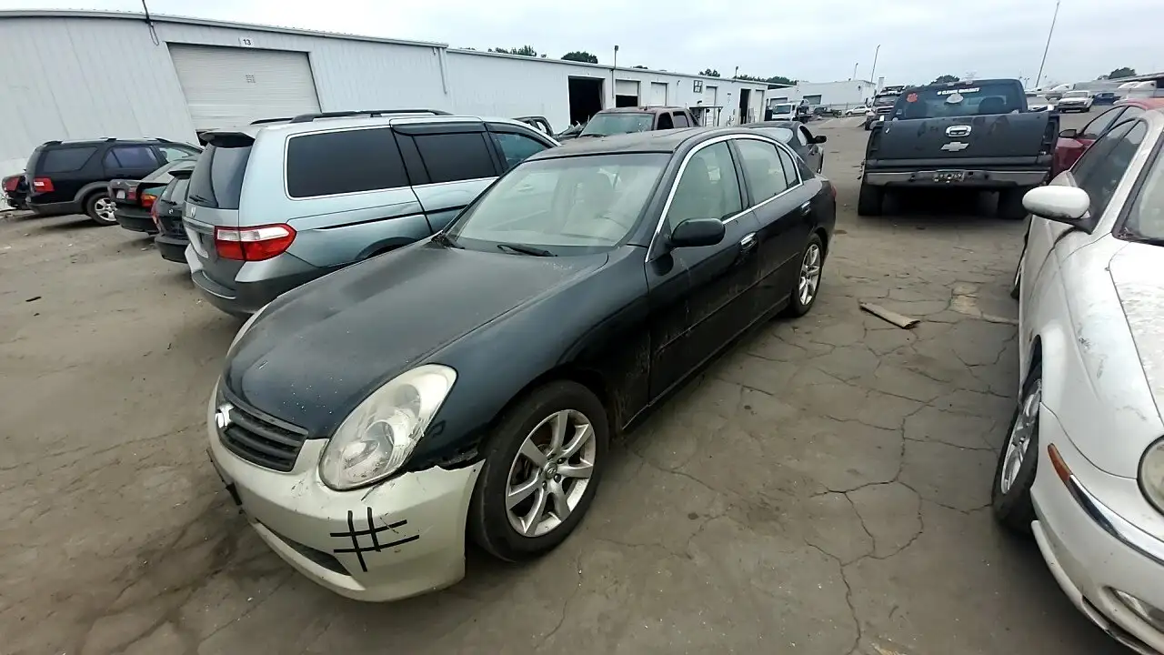 Photo of 2005 Infiniti G35