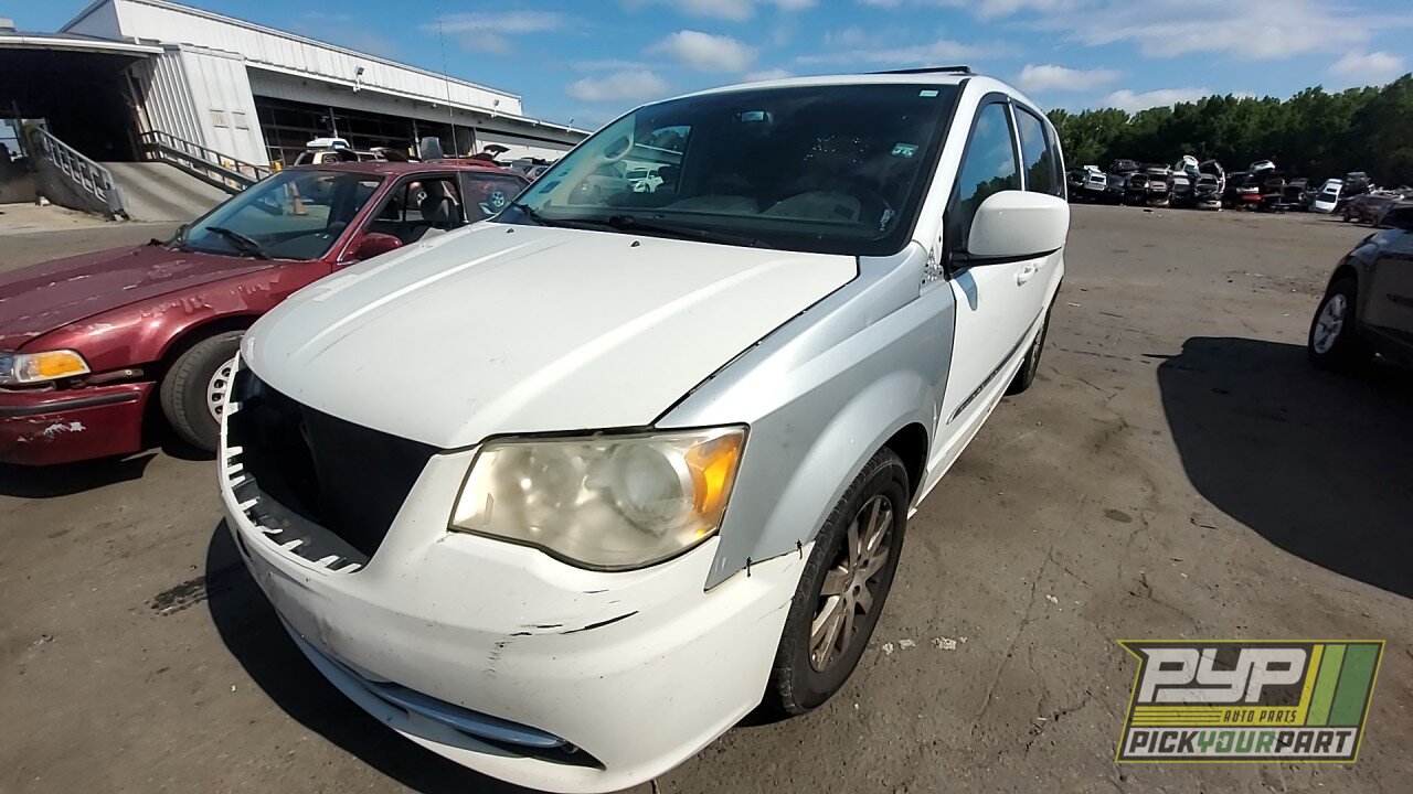 Photo of 2014 Chrysler Town & Country