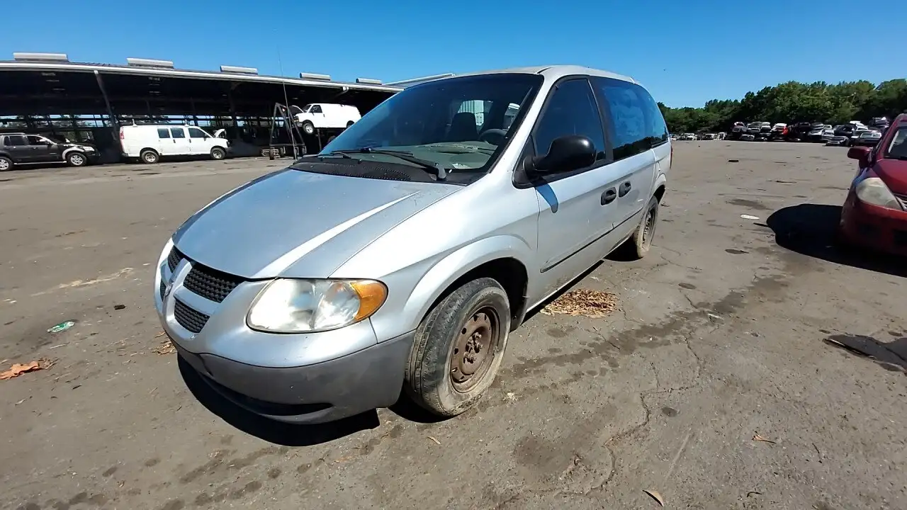 Photo of 2002 Dodge Caravan