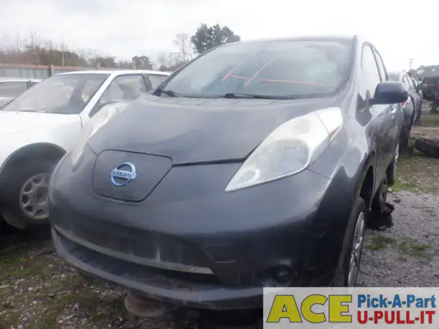 Photo of 2013 Nissan Leaf
