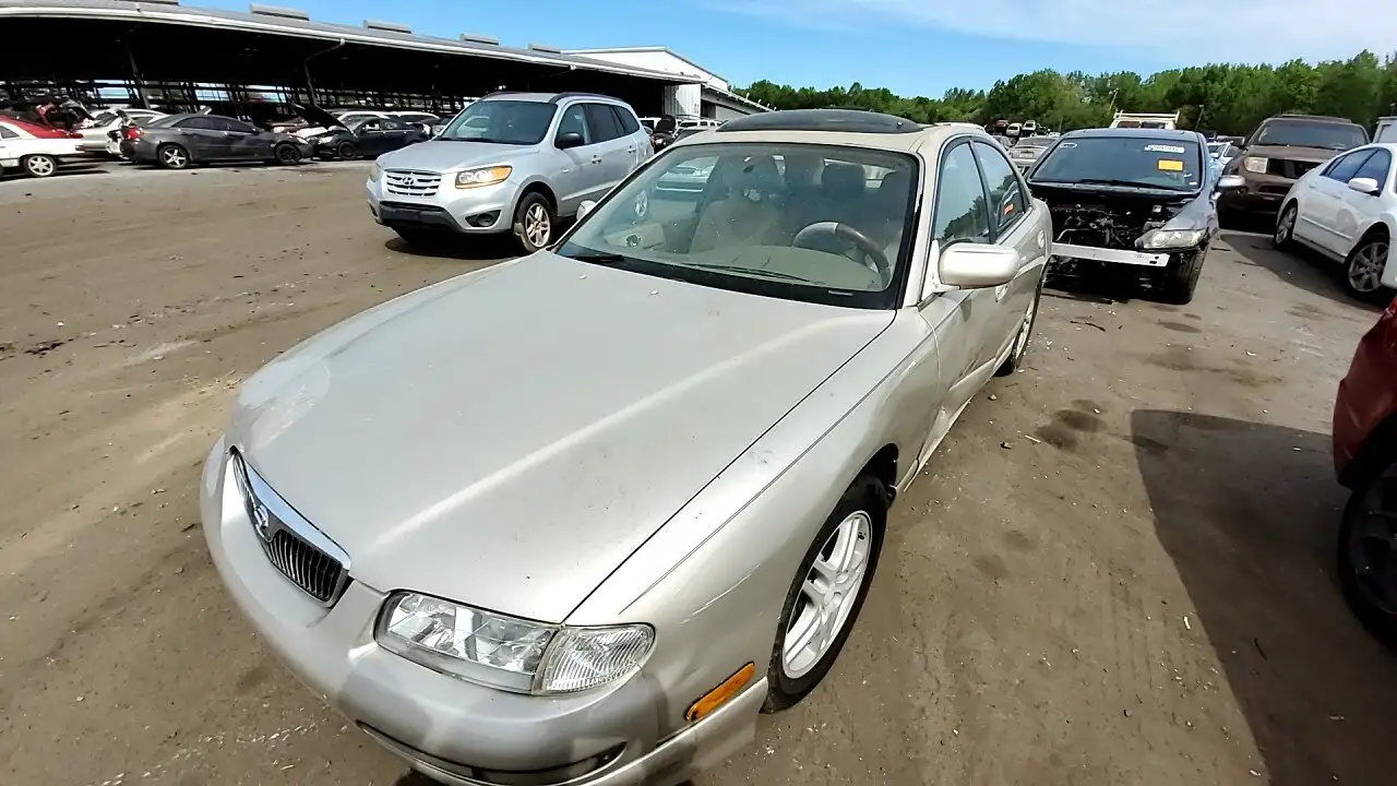 Photo of 2000 Mazda Millenia
