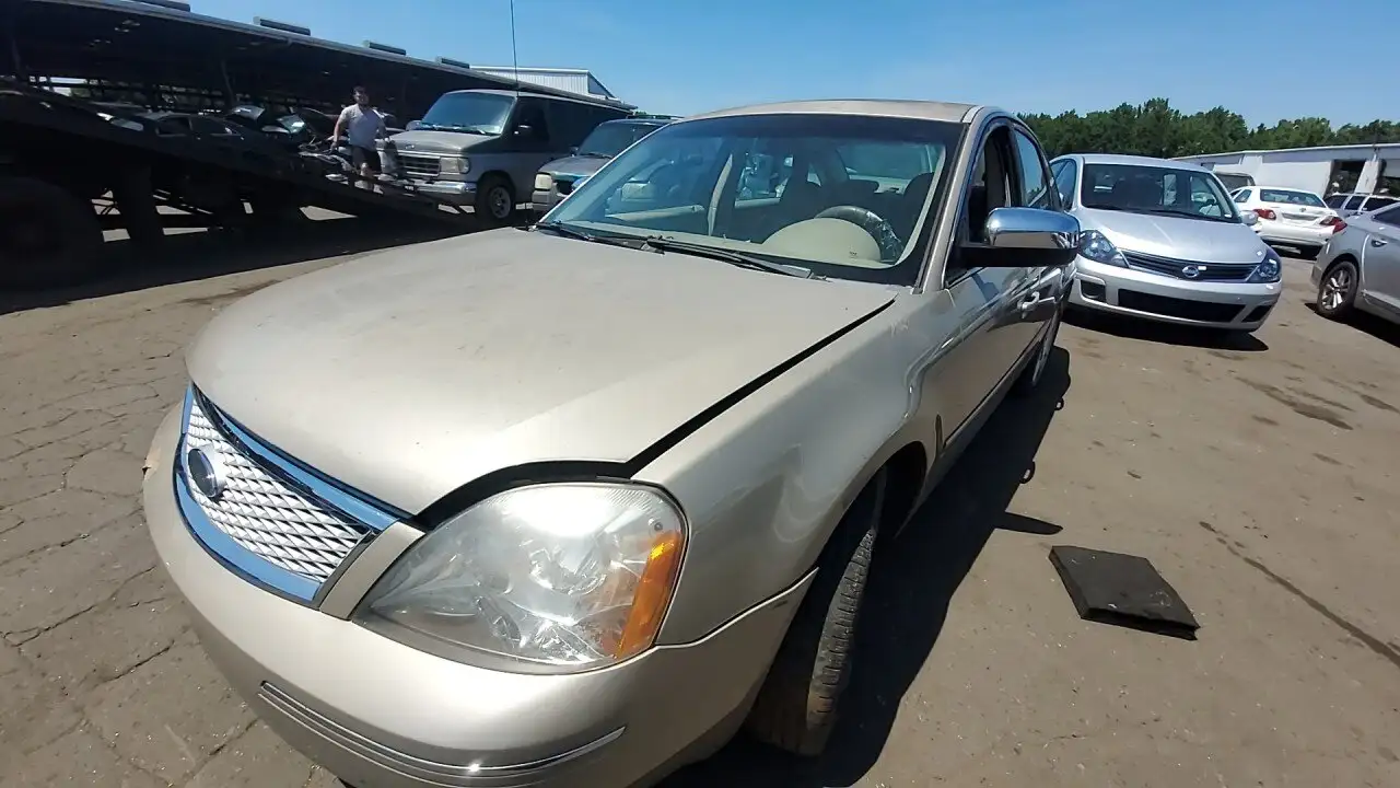 Photo of 2005 Ford Five Hundred