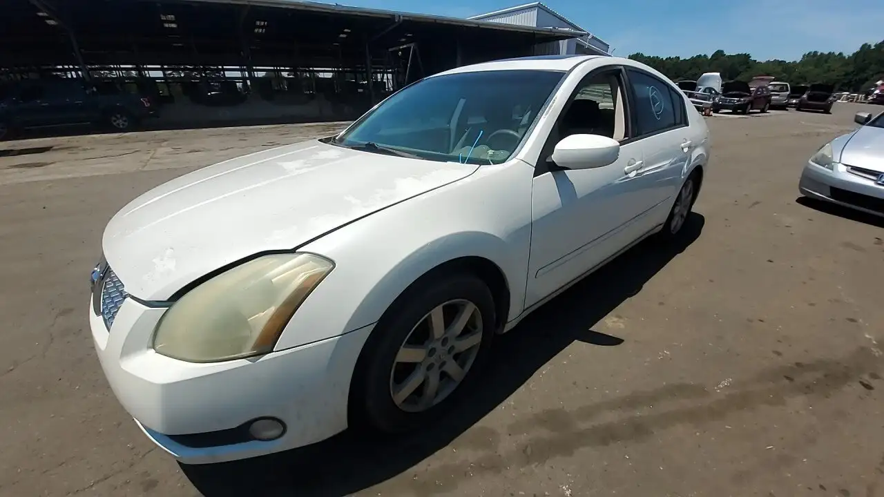 Photo of 2004 Nissan Maxima