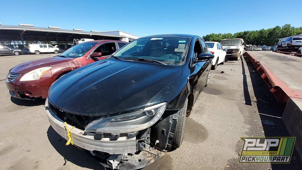 Photo of 2015 Chrysler 200