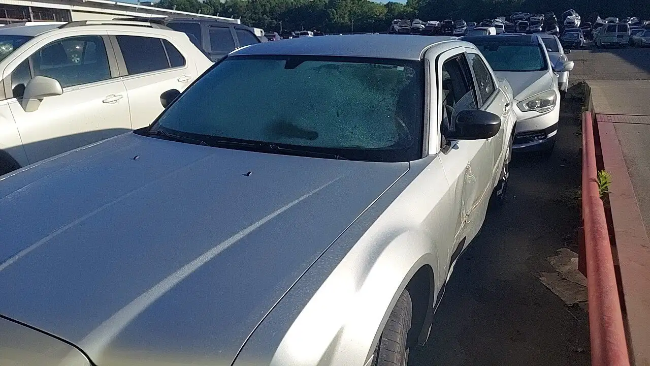 Photo of 2005 Chrysler 300