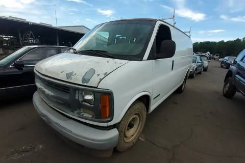Photo of 2002 Chevrolet Express 2500