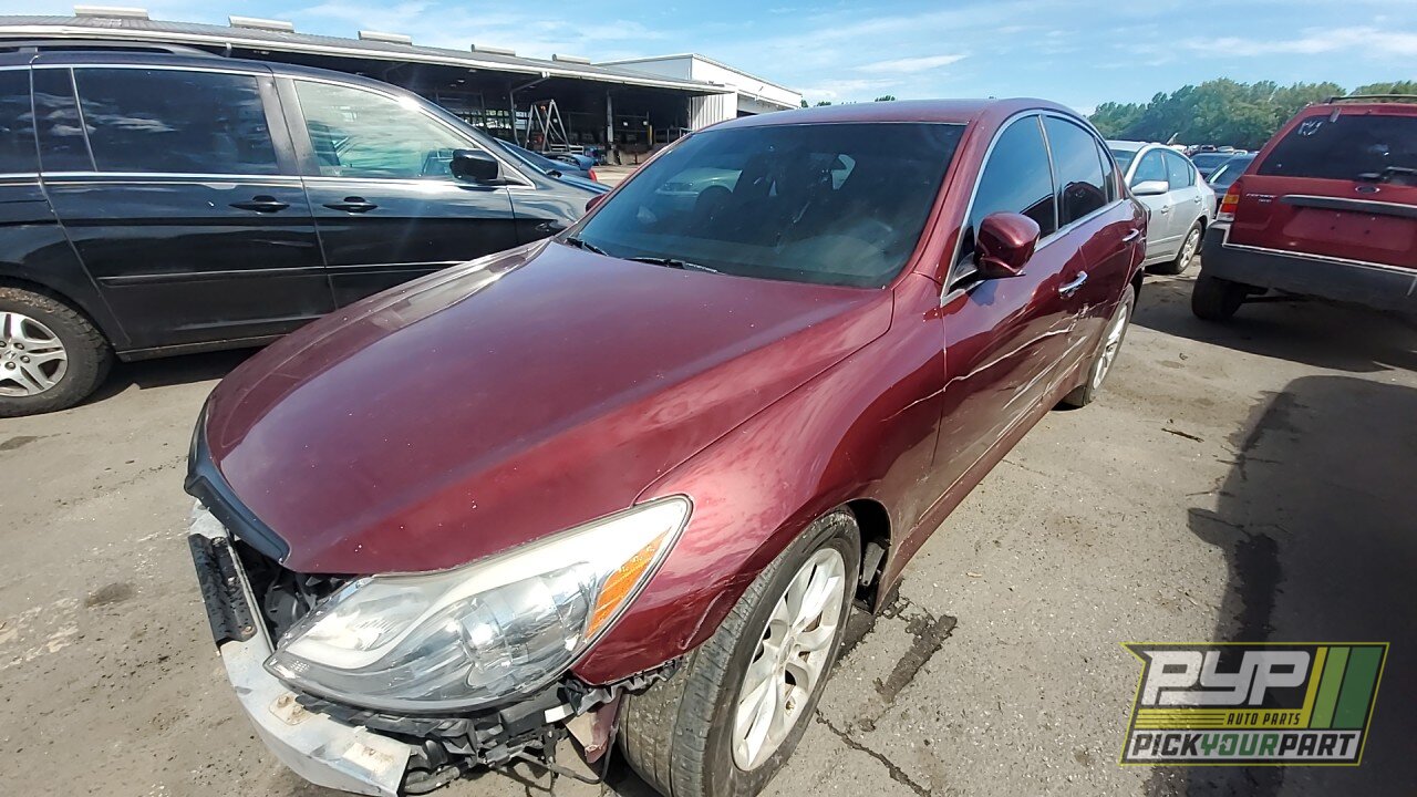 Photo of 2013 Hyundai Genesis