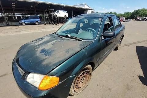 Photo of 2000 Mazda Protege