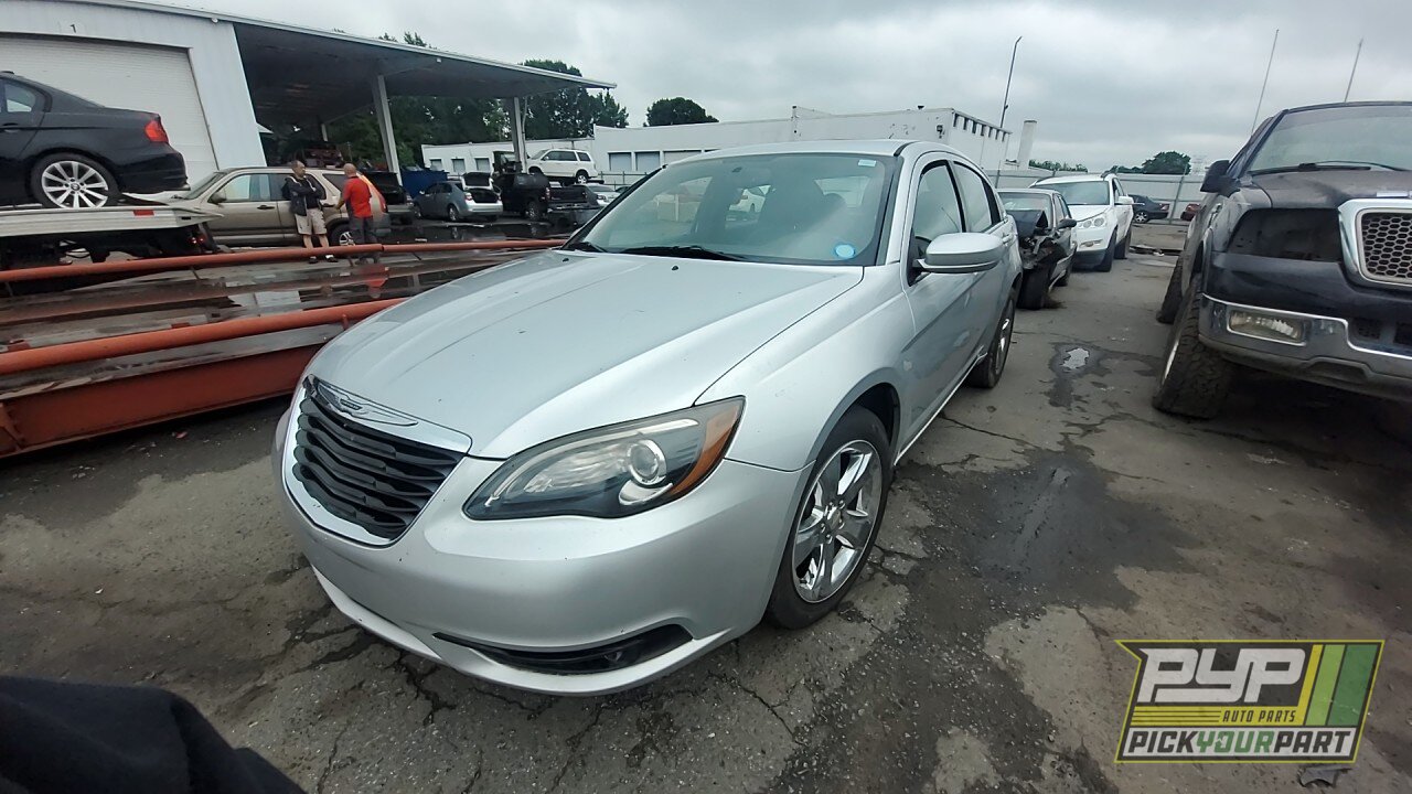 Photo of 2012 Chrysler 200