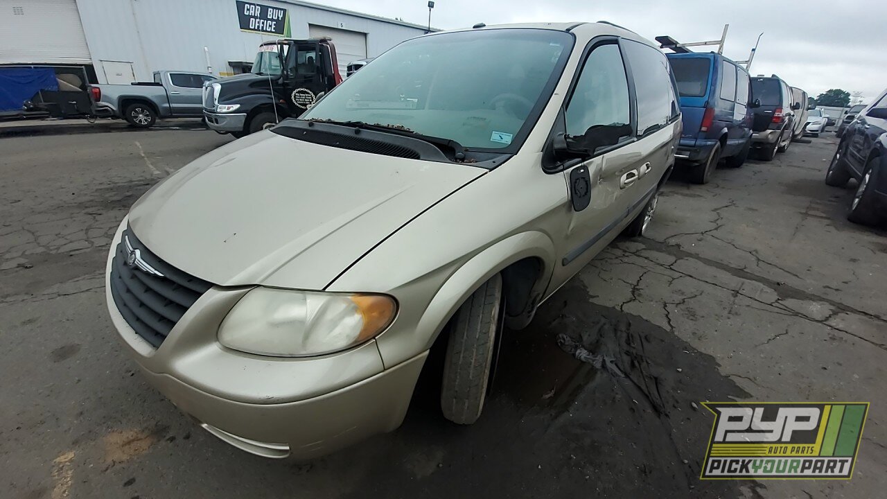 Photo of 2006 Chrysler Town & Country