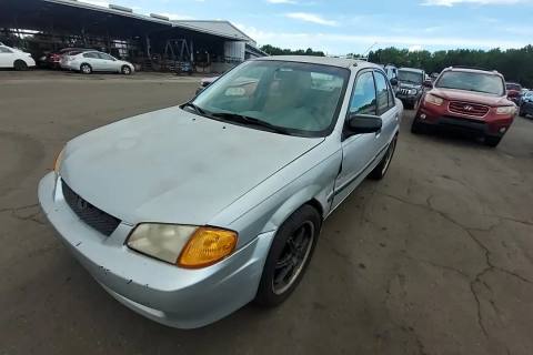 Photo of 2000 Mazda Protege