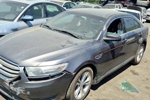 Photo of 2013 Ford Taurus