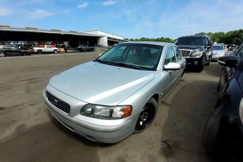 Photo of 2002 Volvo S60