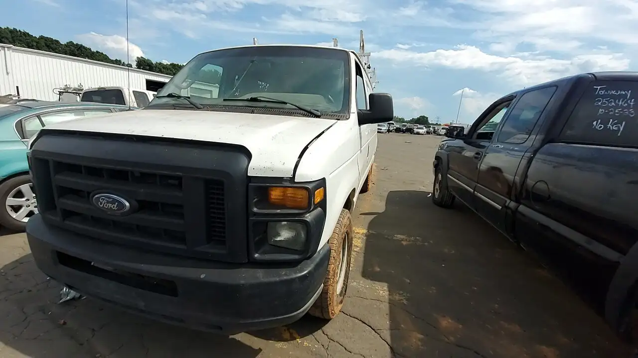 Photo of 2012 Ford E-350 Super Duty
