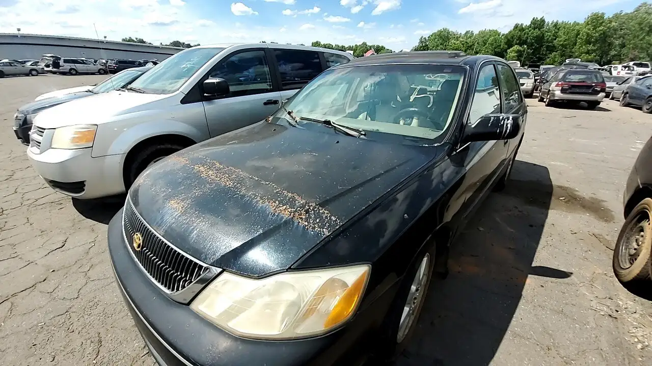 Photo of 2000 Toyota Avalon