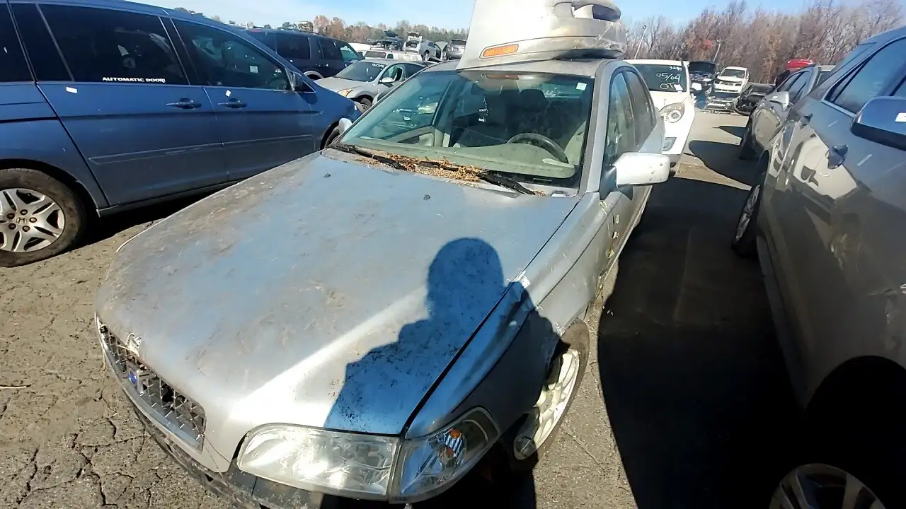 Photo of 2003 Volvo S40