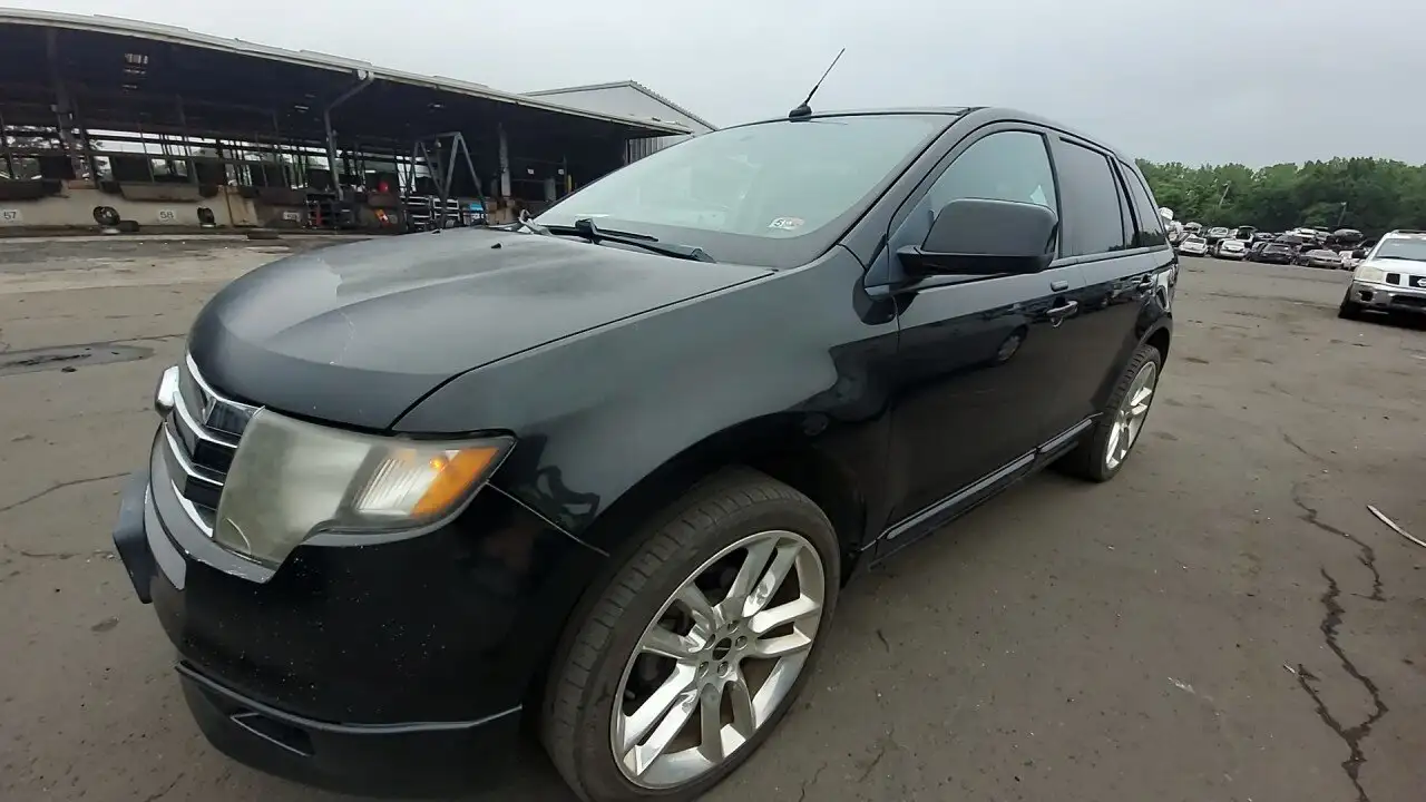 Photo of 2010 Ford Edge