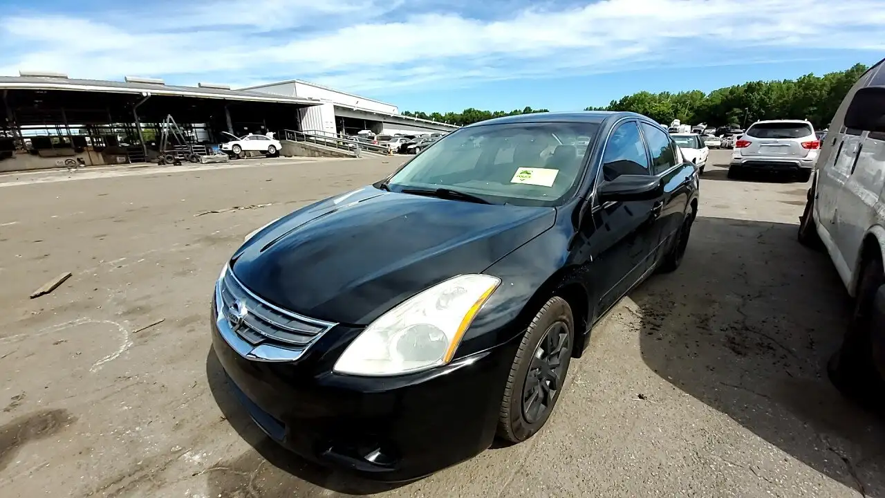 Photo of 2012 Nissan Altima