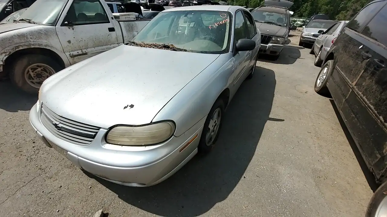 Photo of 2004 Chevrolet Classic