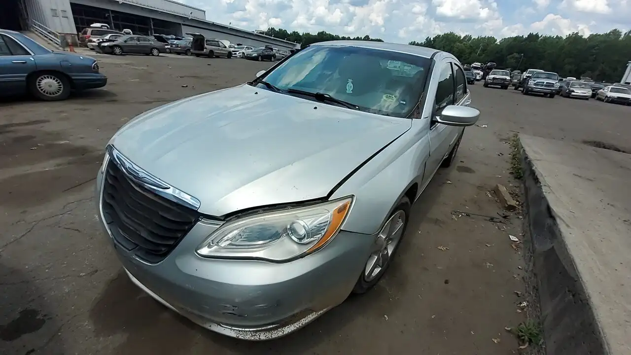 Photo of 2011 Chrysler 200