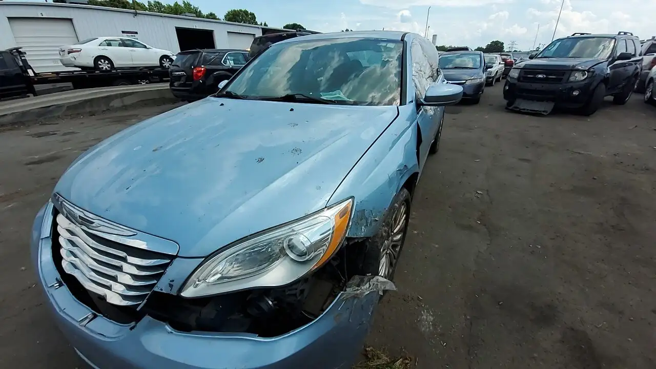 Photo of 2014 Chrysler 200