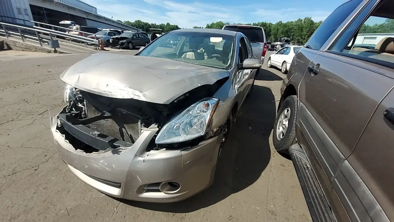 Photo of 2011 Nissan Altima