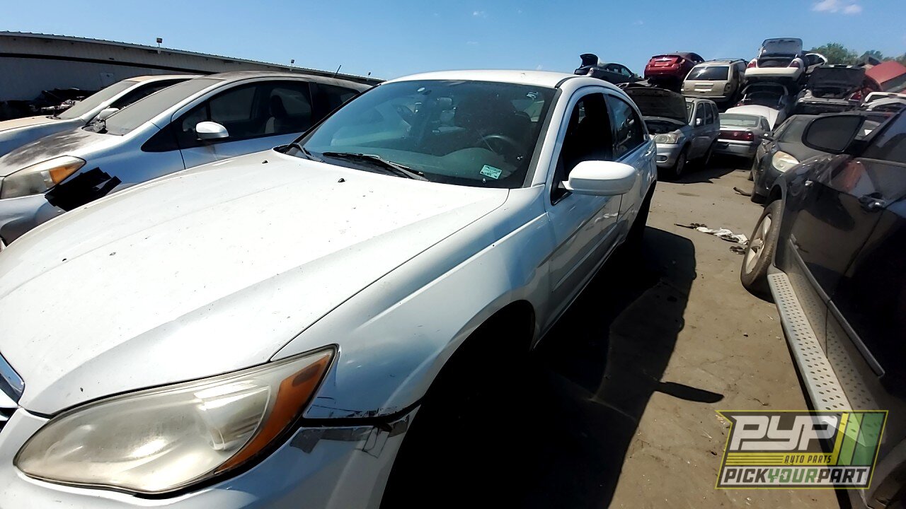 Photo of 2013 Chrysler 200