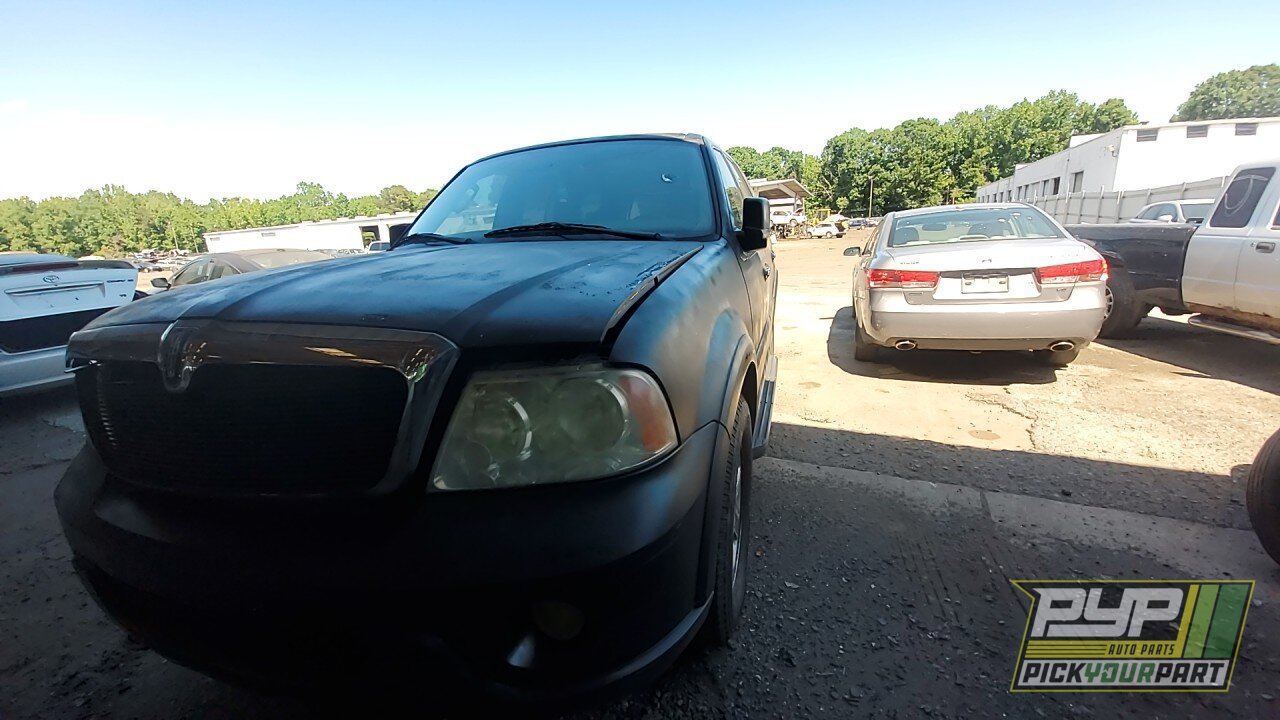 Photo of 2004 Lincoln Navigator