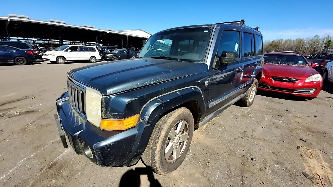 Photo of 2006 Jeep Commander