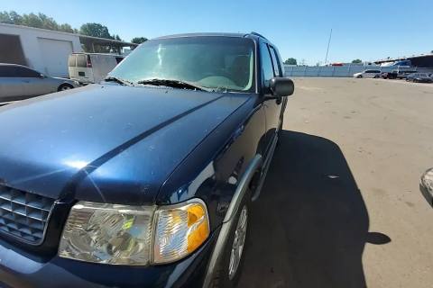 Photo of 2004 Ford Explorer