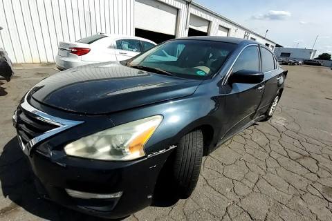 Photo of 2014 Nissan Altima