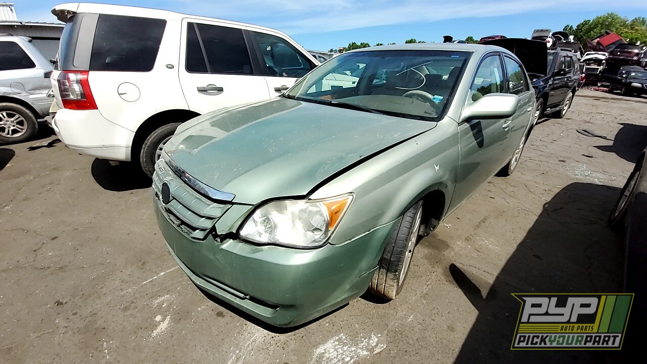 Photo of 2005 Toyota Avalon