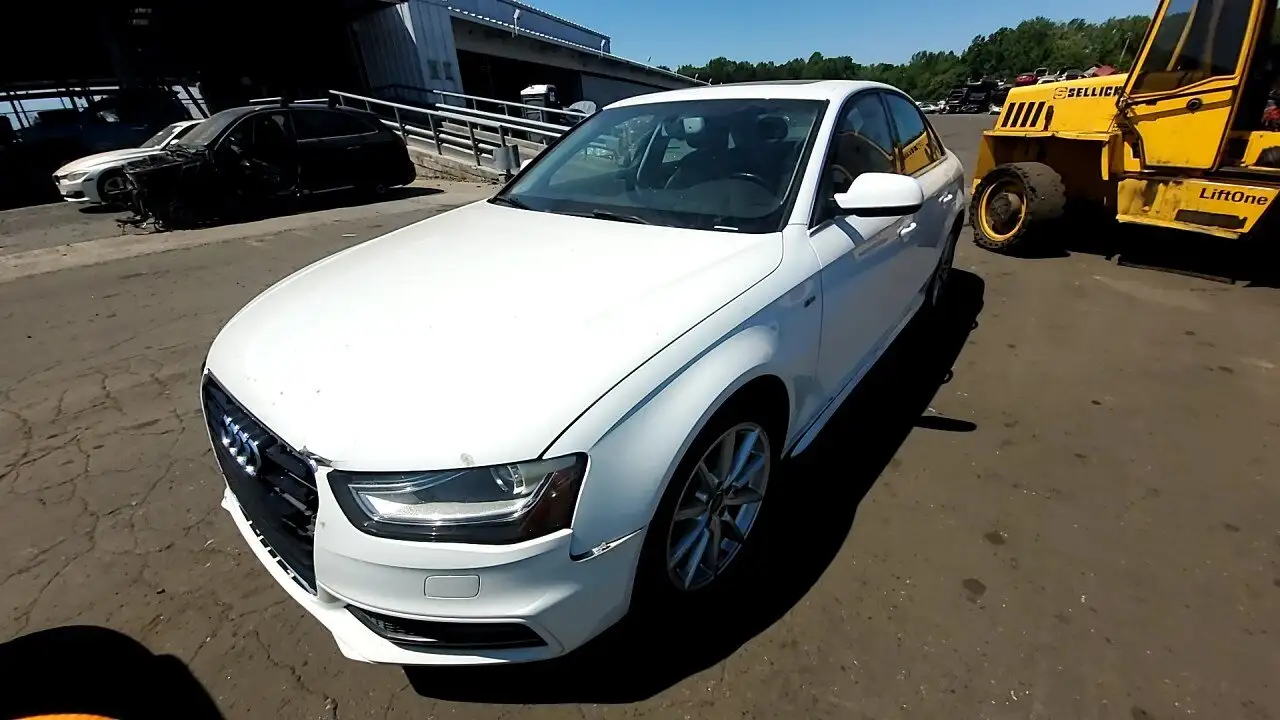 Photo of 2015 Audi A4