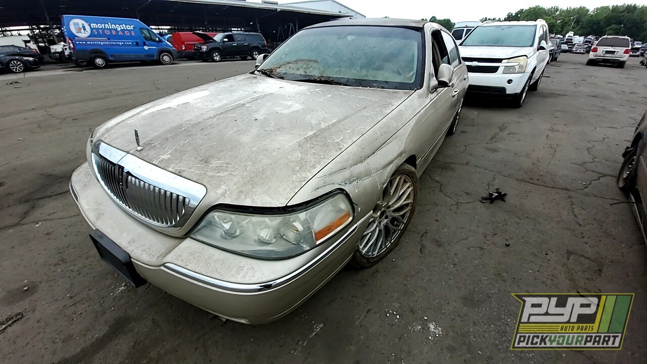Photo of 2007 Lincoln Town Car