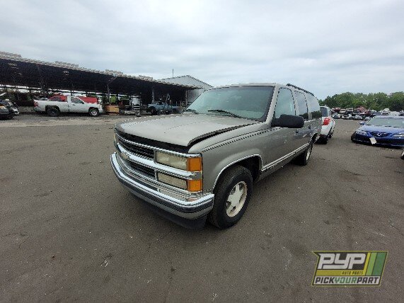 Photo of 1999 Chevrolet C1500 Suburban