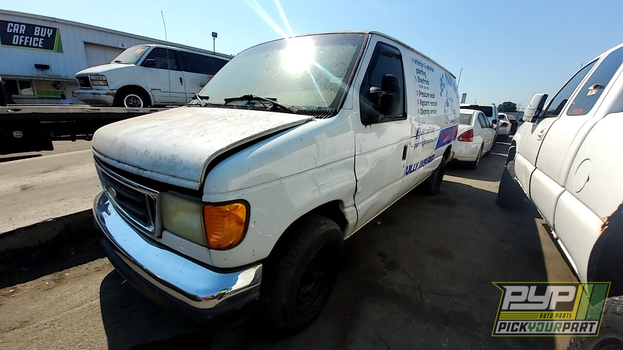 Photo of 2004 Ford E-150