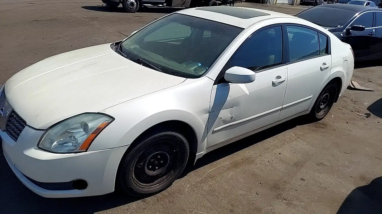 Photo of 2004 Nissan Maxima