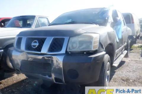 Photo of 2005 Nissan Titan