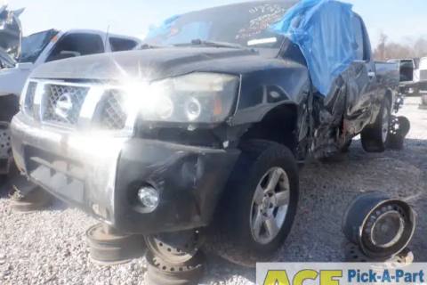 Photo of 2004 Nissan Titan