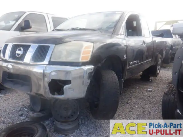 Photo of 2004 Nissan Titan